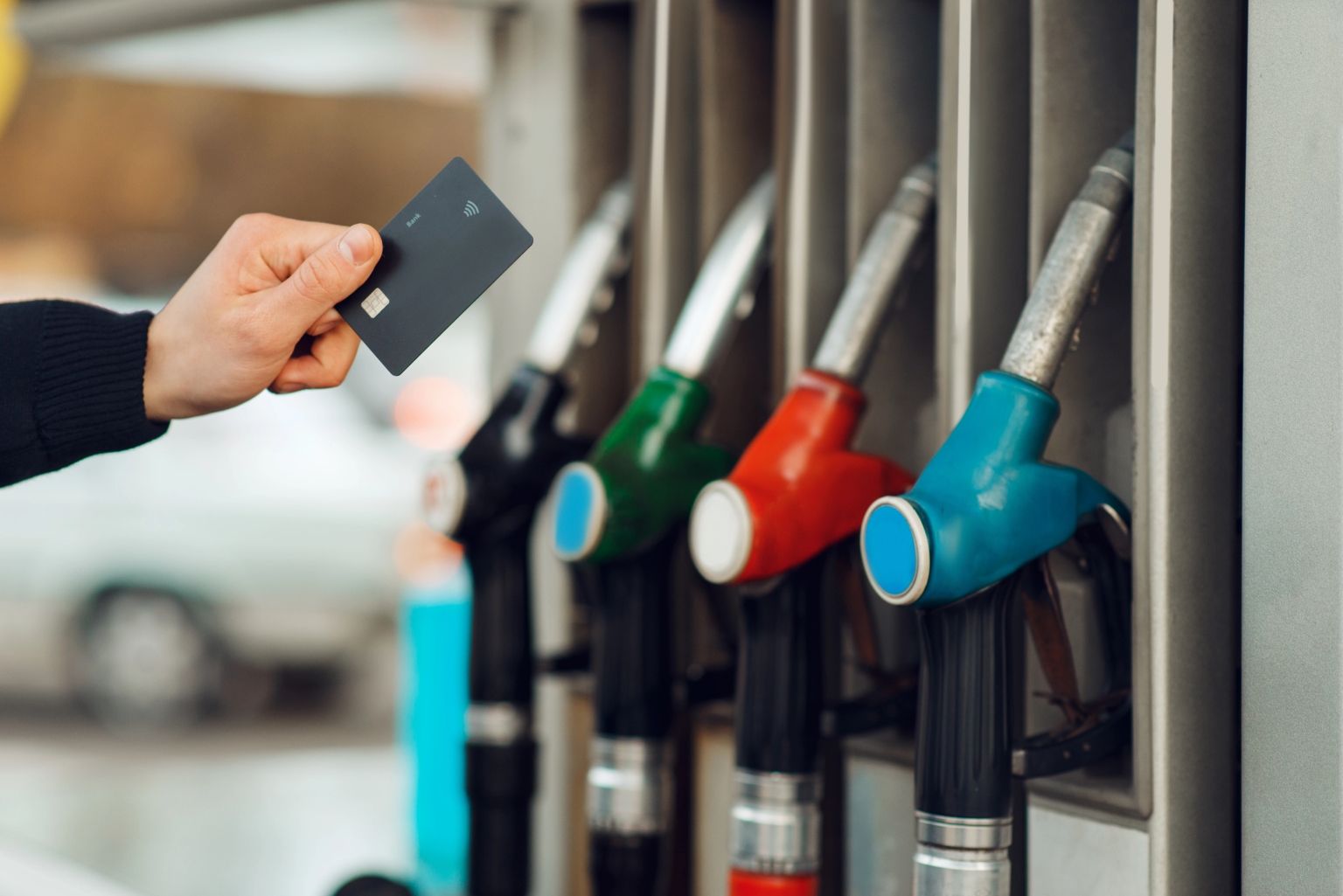 Tankkarte für Firmen: Anbieter-Vergleich & Kosten